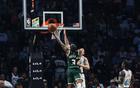 濃眉遭爆，一戰(zhàn)封神！逆天三分+死亡隔扣，NBA歷史首人！