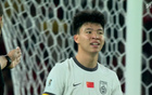王大雷淚目，國足失利，19歲新星或?yàn)橄Ｍ? /> </a>
            <div   id=