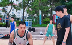 山東隊威海集訓，六點海邊拉練，陶漢林受邱彪指導。