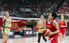 73-69，中國(guó)女籃勝澳，宮魯鳴贊長(zhǎng)沙福地。