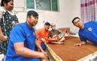 山東泰山隊三巨頭探望患癌小球迷，大雷暖心細節(jié)感人