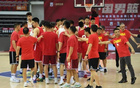 廖三寧13+6助中國男籃三分12中25勝波黑。